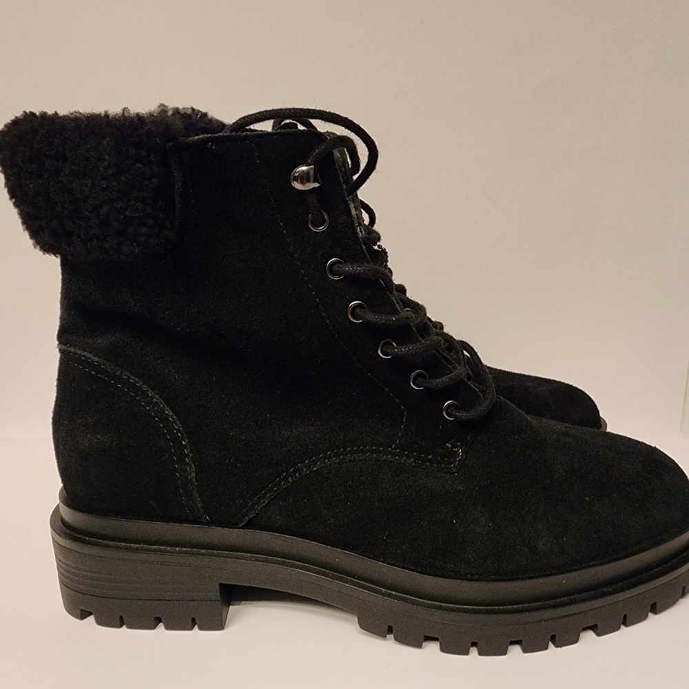 Lauren Ralph Lauren Carlee Bootie Women’s Black Suede Women's Boots Size 7 & 7.5 - Picture 8 of 15